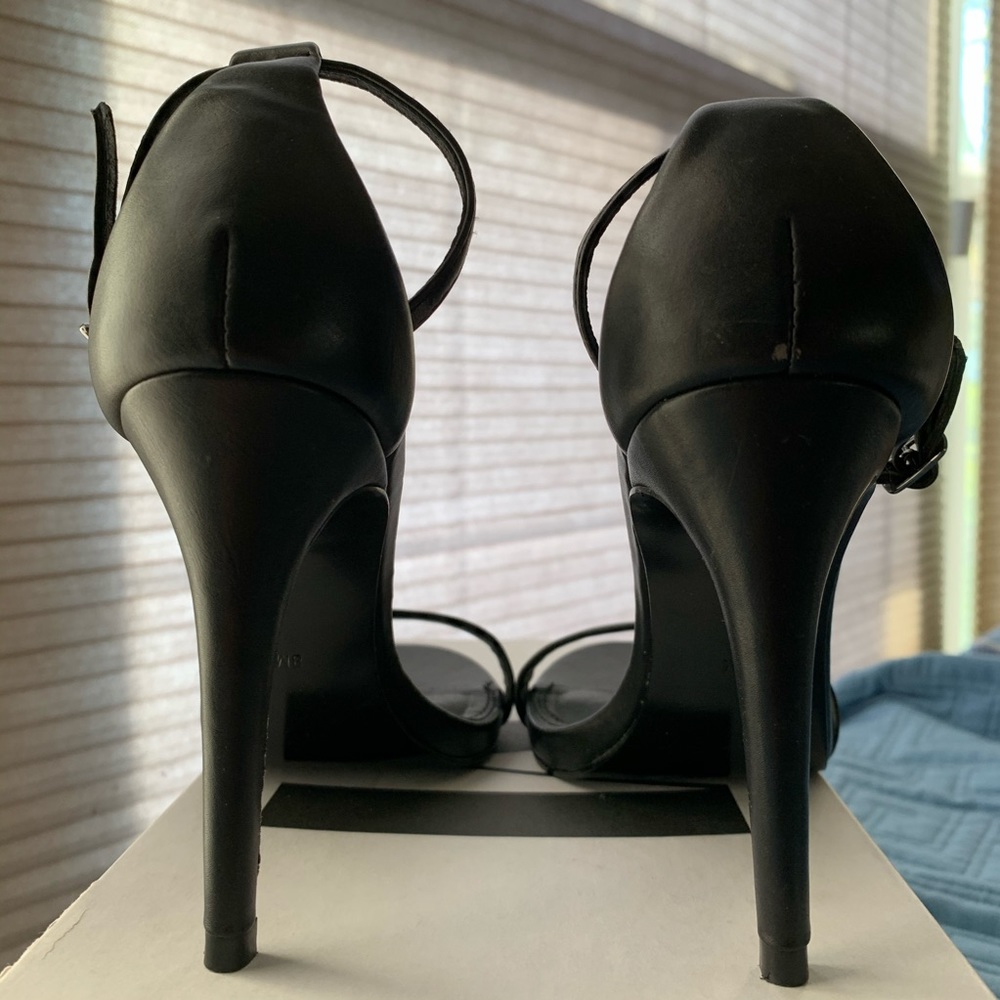 Steve Madden Minimalist Stiletto Sandals Heels - Picture 6 of 8